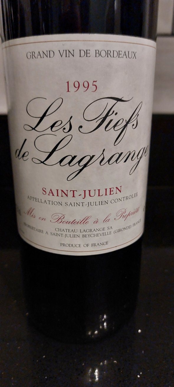 Les Fiefs de Lagrange, Saint-Julien