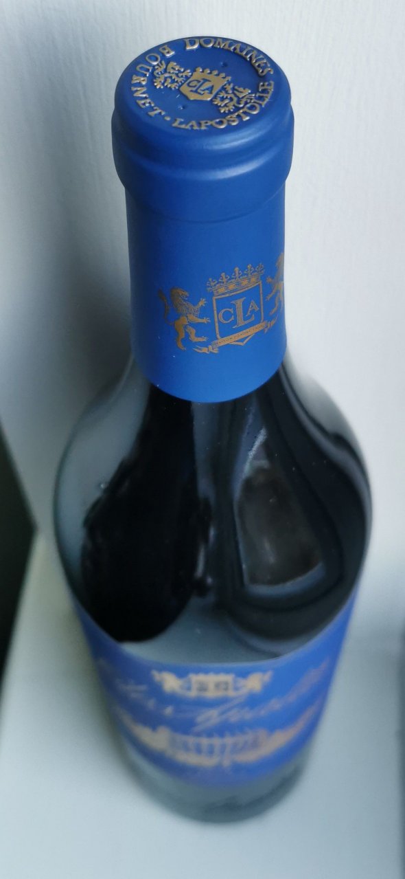 Domaine Bournet-Lapostolle, Clos Apalta, Apalta