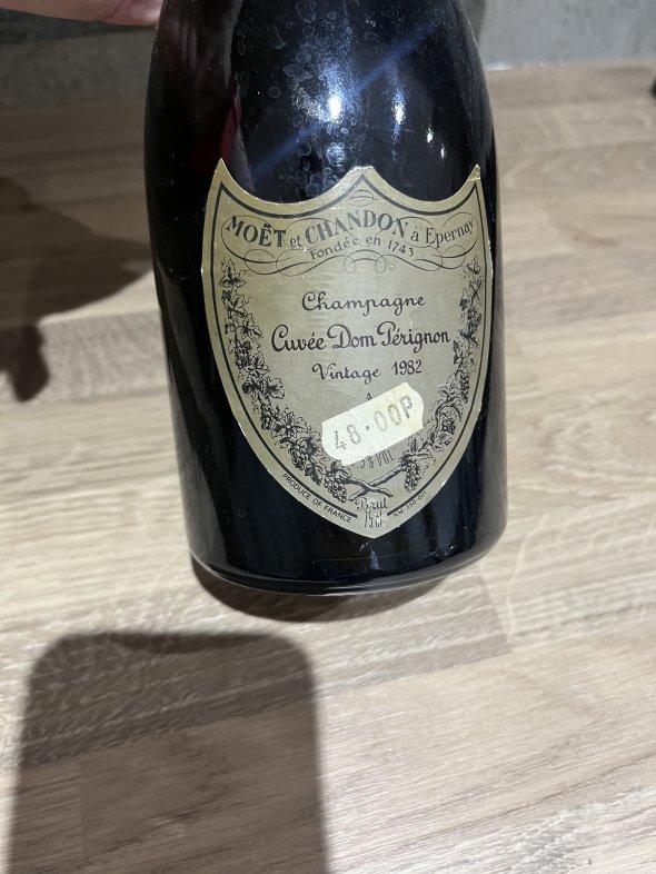  Mo&euml;t & Chandon Cuv&eacute;e Dom P&eacute;rignon Vintage 1982 Brut Champagne