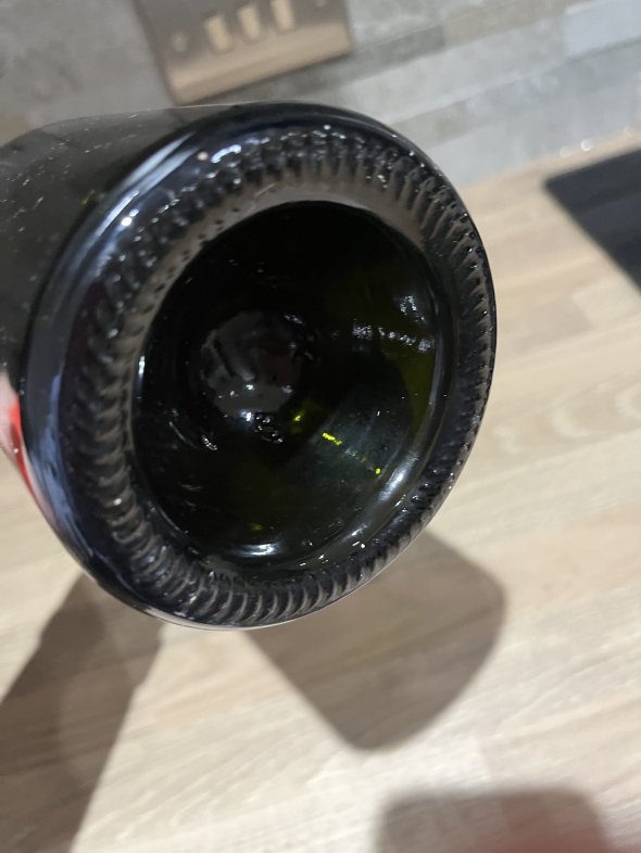  Mo&euml;t & Chandon Cuv&eacute;e Dom P&eacute;rignon Vintage 1982 Brut Champagne