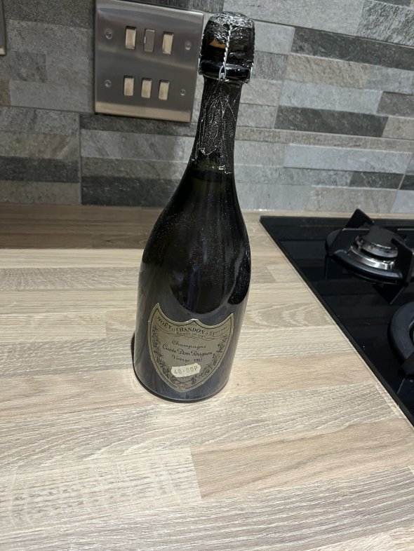  Mo&euml;t & Chandon Cuv&eacute;e Dom P&eacute;rignon Vintage 1982 Brut Champagne