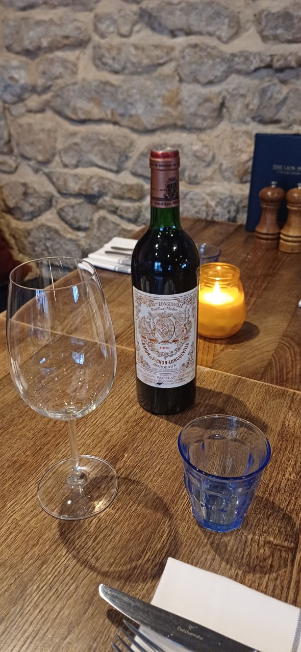 Chateau Pichon Baron 2eme Cru Classe, Pauillac