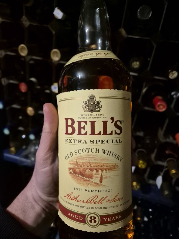 Bell's Extra Special 1l Old Scotch Whiskey 8 Years