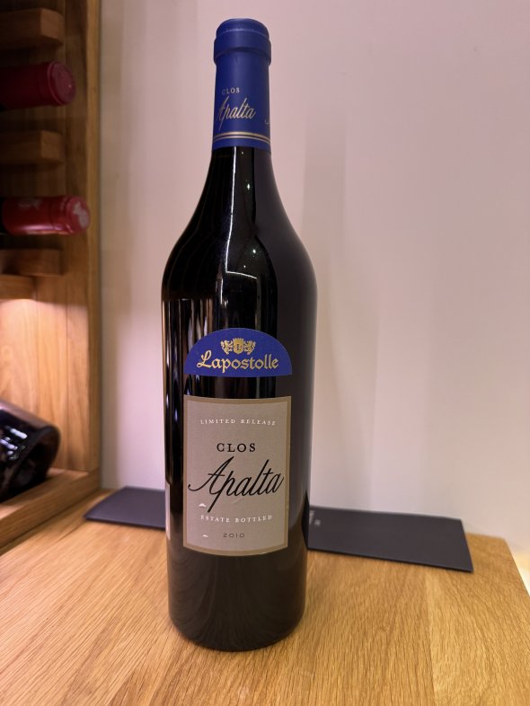 Domaine Bournet-Lapostolle, Clos Apalta, Apalta