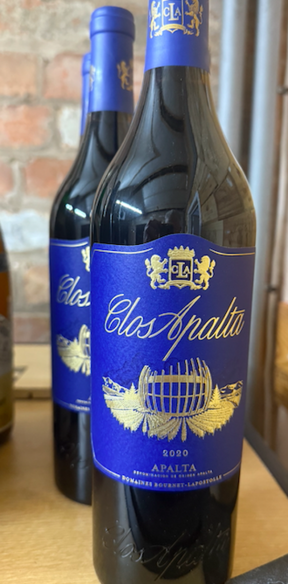 Domaine Bournet-Lapostolle, Clos Apalta, Apalta
