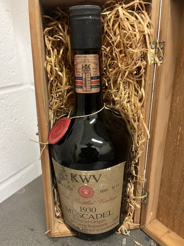 1930 KWV Muscadel late bottled vintage boxed