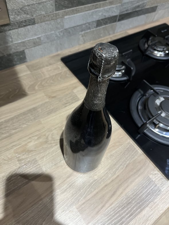 Mo&euml;t & Chandon Cuv&eacute;e Dom P&eacute;rignon Vintage 1982 Brut Champagne