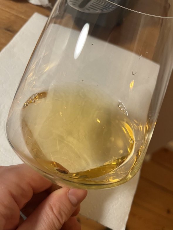 Chateau de Puligny-Montrachet, Puligny-Montrachet Premier Cru, Les Folatieres