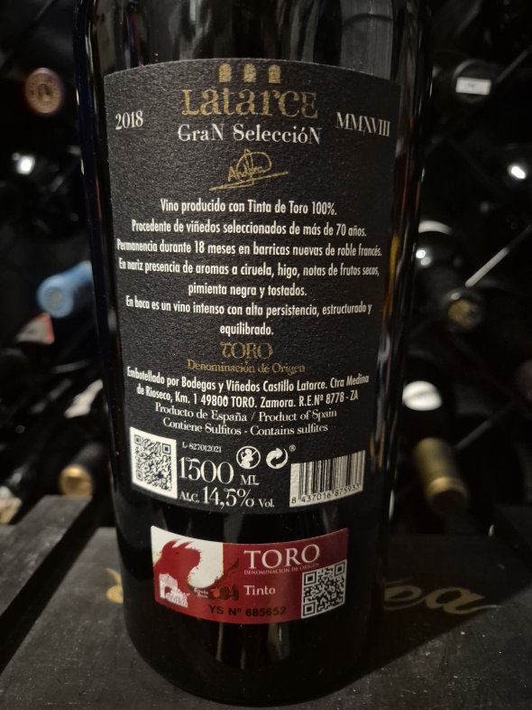 Latarce Gran Seleccion Toro Tinto Magnum