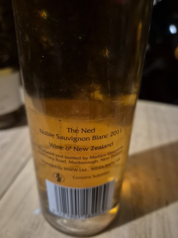 6 x Sweet Desert Botrylis Wines Australia , New Zealand , Spain