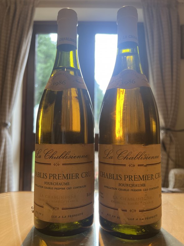 La Chablisienne, Chablis Premier Cru, Fourchaume, (2 bottles 1986 NO RESERVE)
