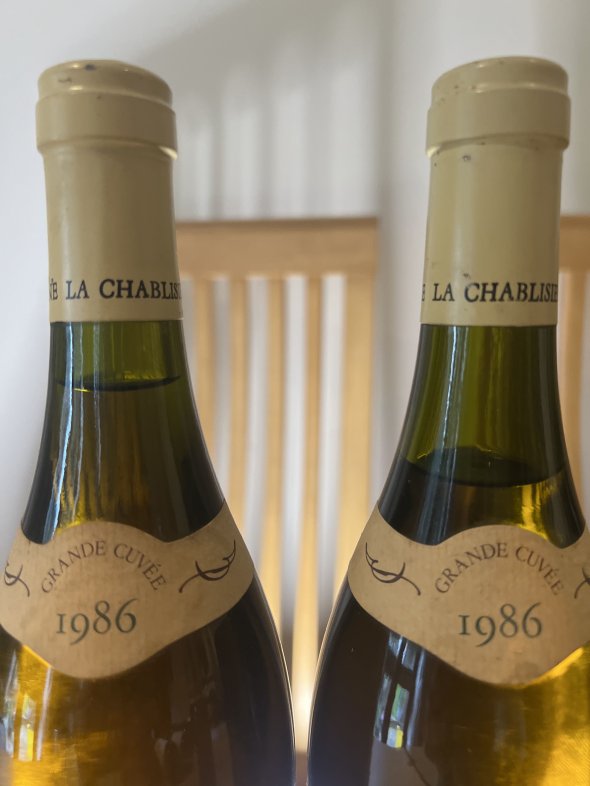 La Chablisienne, Chablis Premier Cru, Fourchaume, (2 bottles 1986 NO RESERVE)