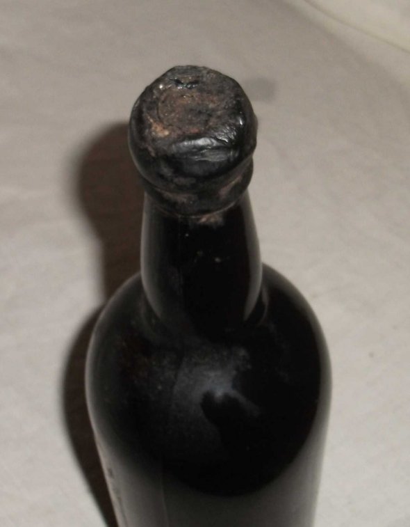 1960 Martinez Finest Vintage Port. 