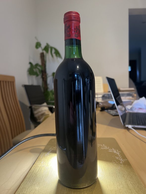 1983 Ch&acirc;teau Montrose, Saint-Est&egrave;phe (Grand Cru Class&eacute;) &ndash; Excellent Fill Level