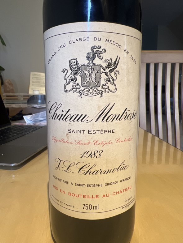 1983 Ch&acirc;teau Montrose, Saint-Est&egrave;phe (Grand Cru Class&eacute;) &ndash; Excellent Fill Level