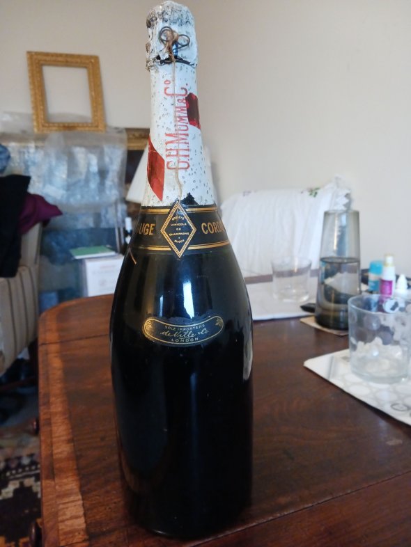 Champagne Cordon Rouge magnum 