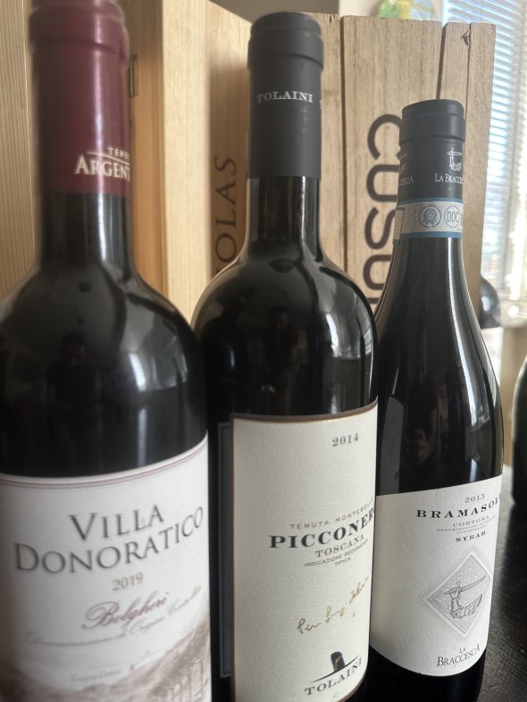 Tolaini, Toscana Picconero, IGT 2014-Villa Donoratico Bolgheri, Tenuta Argentiera 2019-Branasole Cortona Syrah 2015 La Bracesca (Antinori)
