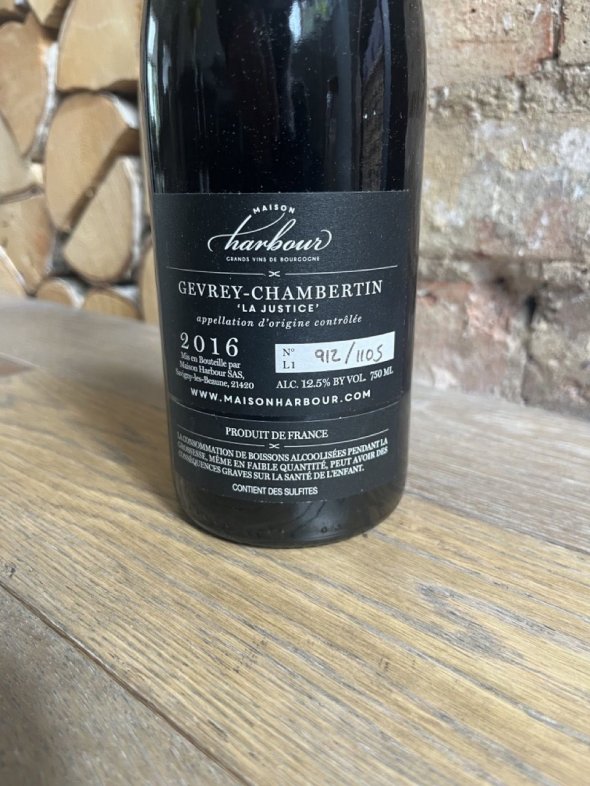 Maison Harbour, Gevrey-Chambertin, La Justice