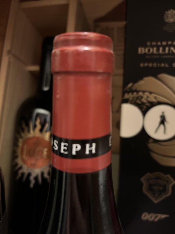 Joseph Drouhin, Beaune Premier Cru, Le Clos des Mouches Rouge