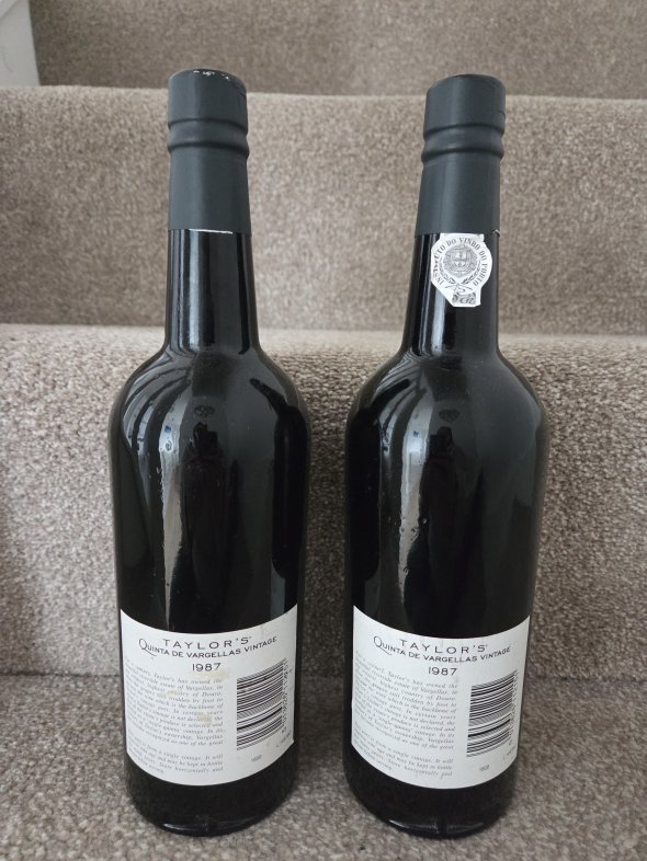 Taylors Quinta De Vargellas Vintage Port. Bottled in 1989 by Taylor fladgate and yeathan. 1987.