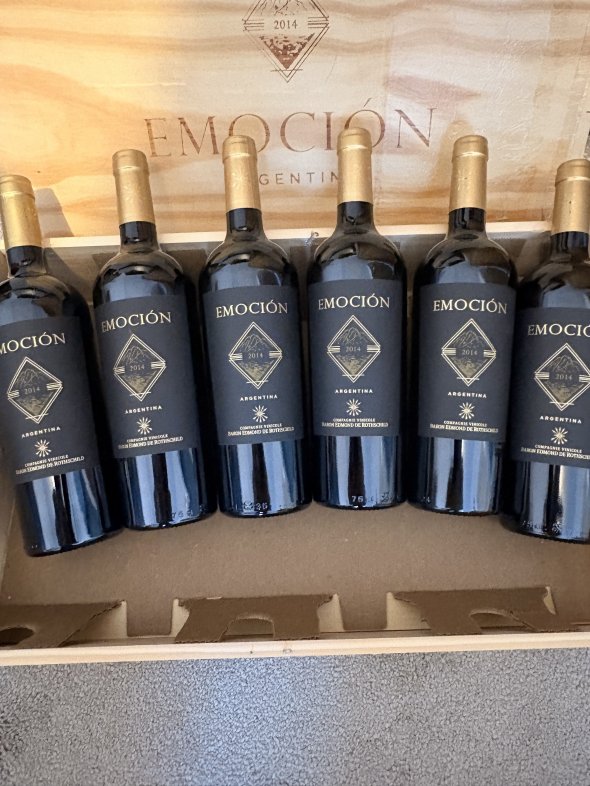 Baron Rothschild, Emocion Malbec Black label 