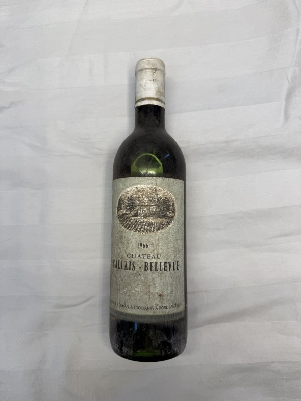 Bordeaux Red 1966 Chateau Gallais-Bellevue