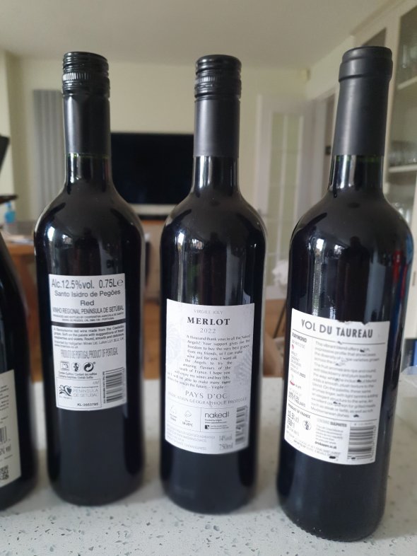 6 x Mixed Red Fortnum & Mason and others