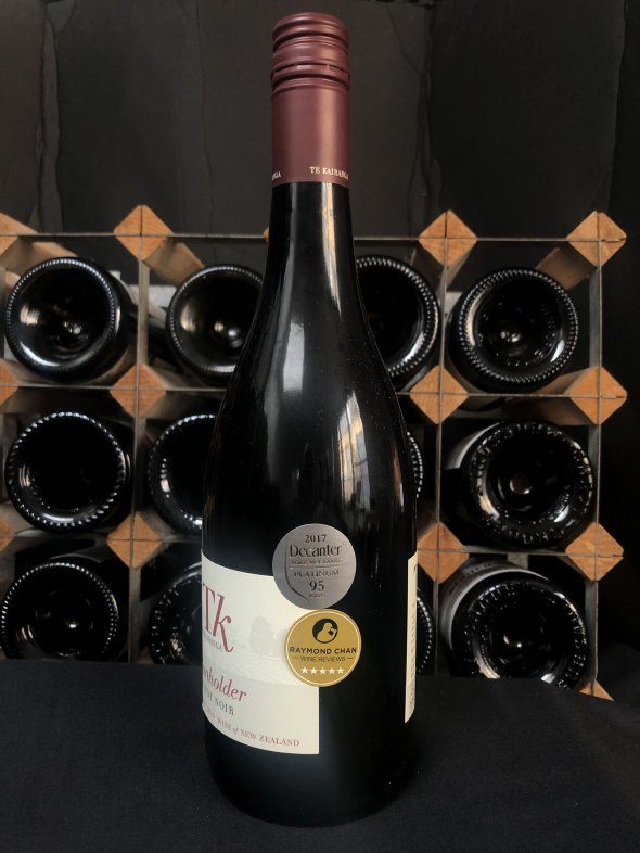 Te Kairanga, Runholder Pinot Noir, Martinborough