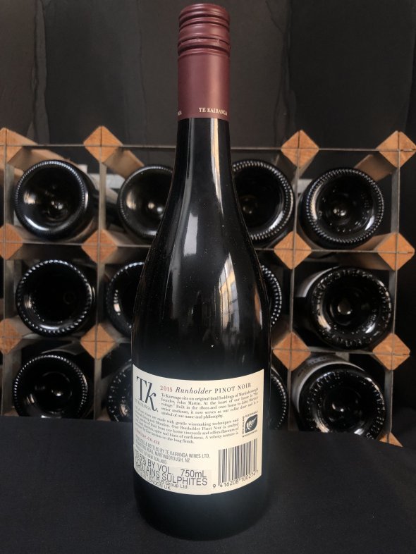 Te Kairanga, Runholder Pinot Noir, Martinborough