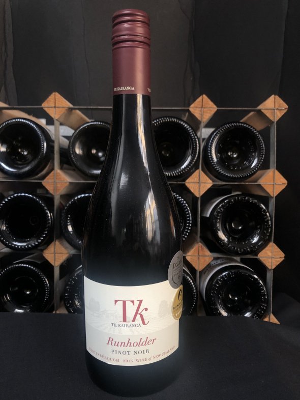 Te Kairanga, Runholder Pinot Noir, Martinborough