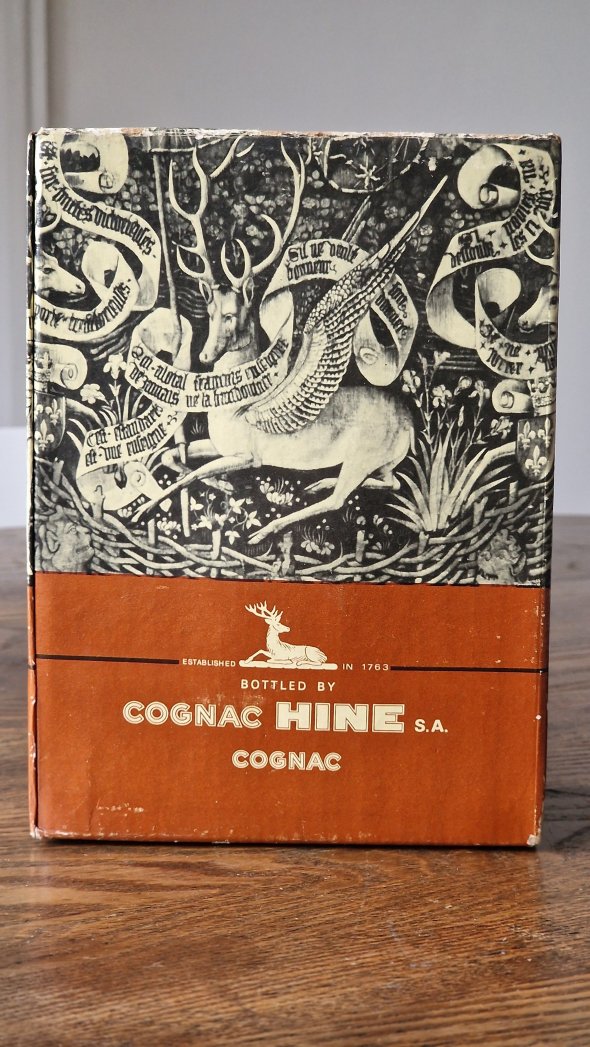 Vintage Hine Antique Fine Champagne Cognac + Original box