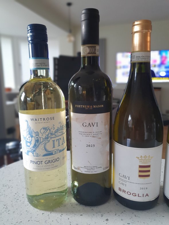 6 mixed Italian White Wine