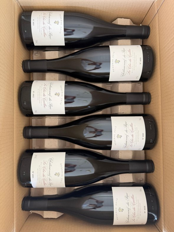 2010 Ch&acirc;teauneuf-du-Pape R&eacute;serve, Le Clos du Caillou, 6x75cl Original Cardboard Carton (WA 100pts)