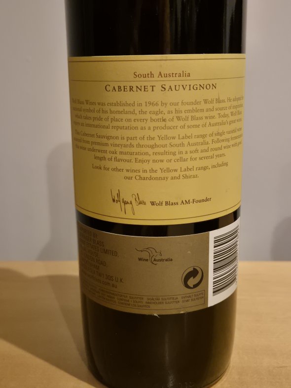 2004 Wolf Blass Yellow Label Cabernet Sauvignon