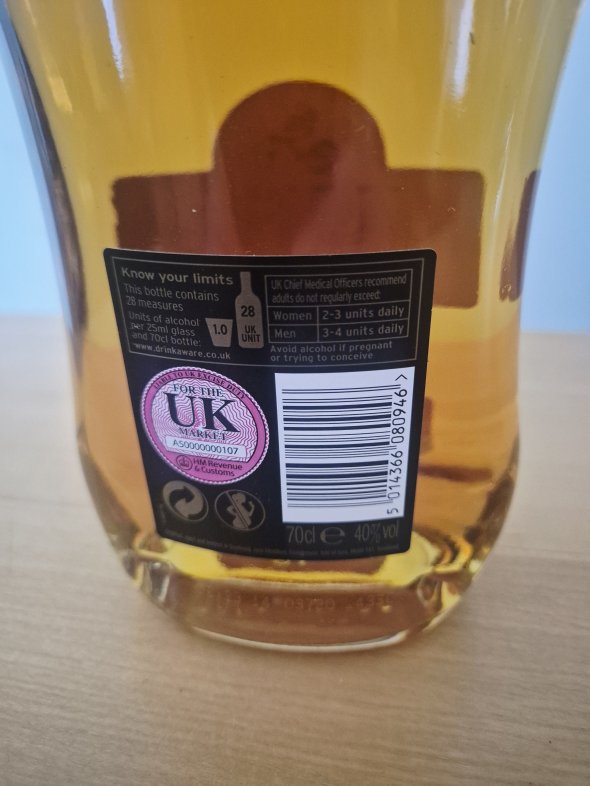 Jura Origin 10 Year Old Single Malt Scotch Whisky &ndash; Boxed