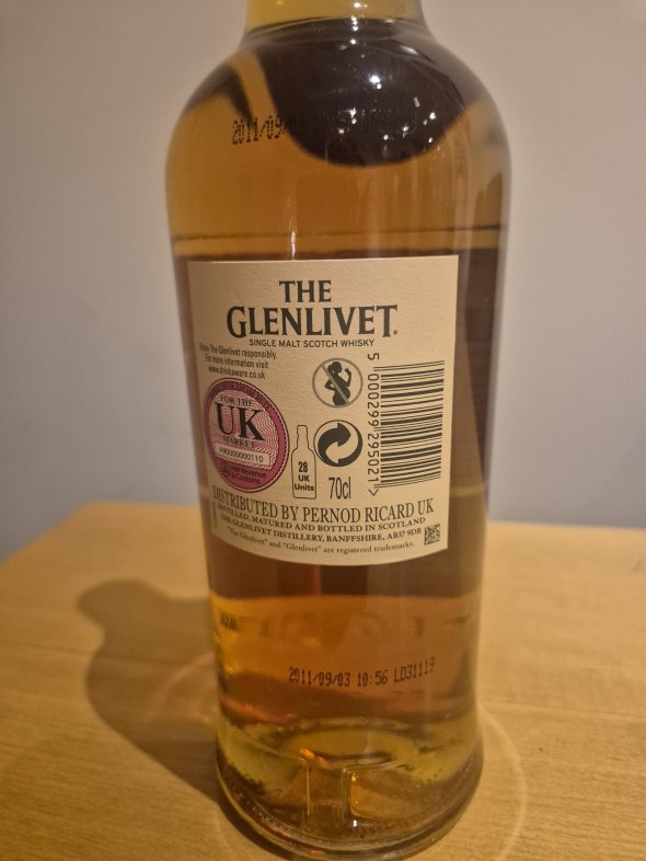 The Glenlivet 15 Year Old French Oak Reserve &ndash; Speyside Single Malt Scotch Whisky (70cl, 40%)