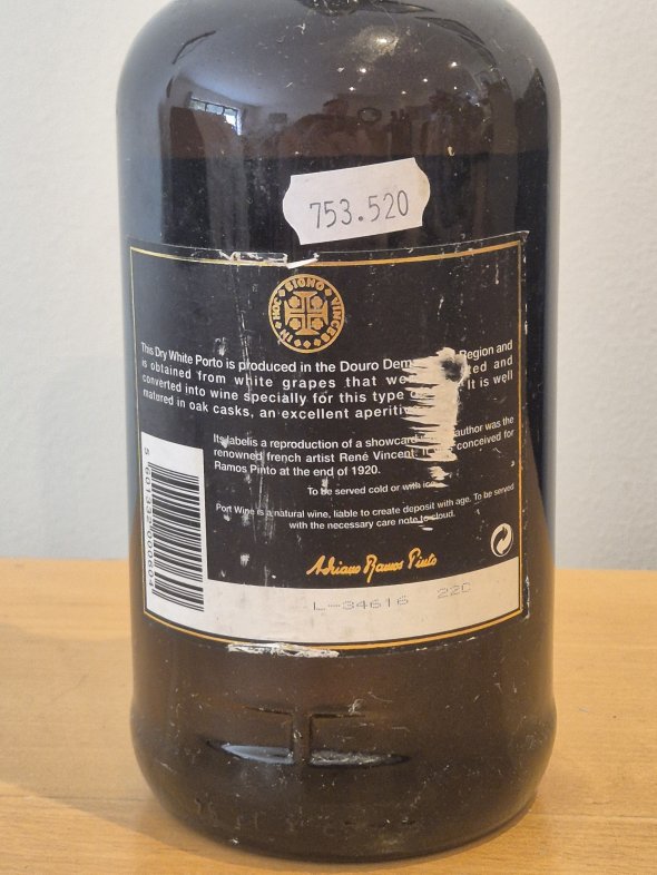 Ramos Pinto Porto Aperitivo &ndash; Dry White Port &ndash; 75cl