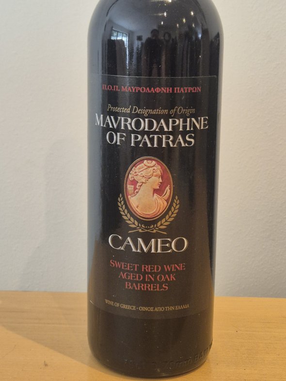 Cameo Mavrodaphne of Patras &ndash; Greek Sweet Red Wine &ndash; 75cl