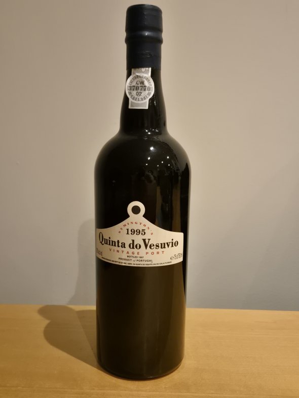 1995 Quinta do Vesuvio Vintage Port &ndash; Symington Family