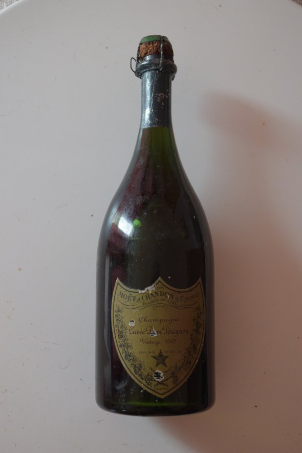Moet & Chandon, Dom Perignon, Champagne, France, AOC