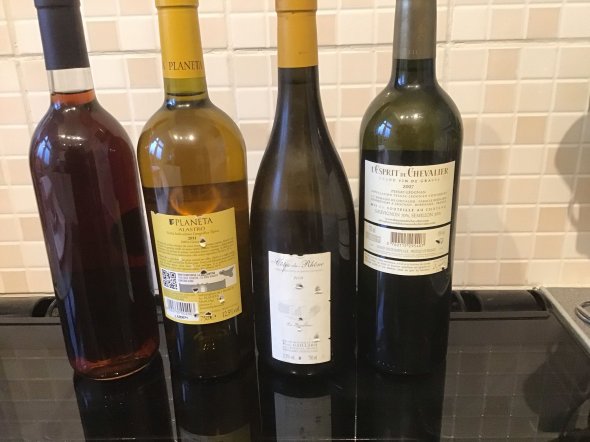 Mixed lot, 4 x bottles