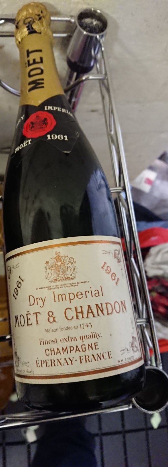 Moet & Chandon, Brut Imperial, Champagne, France, AOC 1961