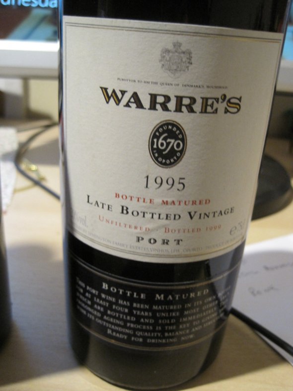 Warre's LBV 1995 Port Bottle Matured (WE 93)