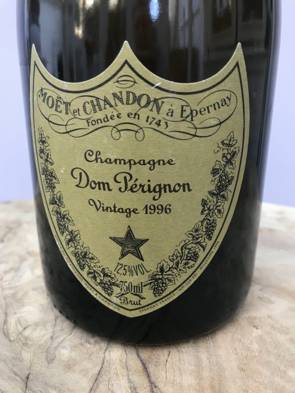 Moet & Chandon, Dom Perignon, Champagne, France, AOC