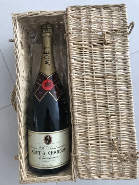 Moet & Chandon, Grand Vintage Anniversary [magnum]