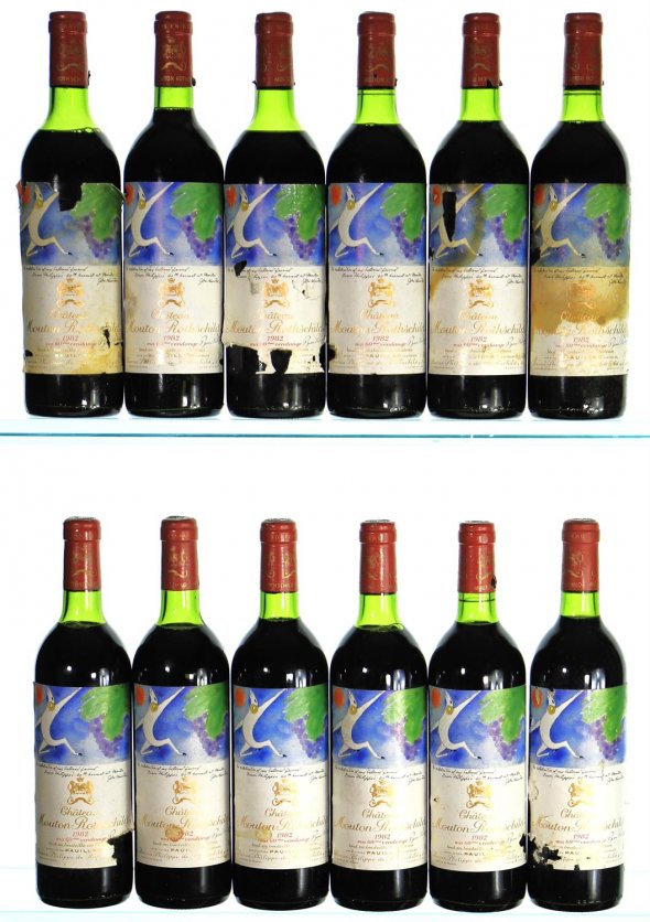 1982 Chateau Mouton Rothschild Premier Cru Classe, Pauillac 