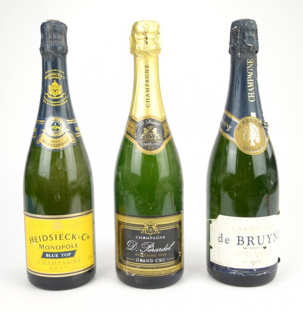 Mixed Sparkling Wines
