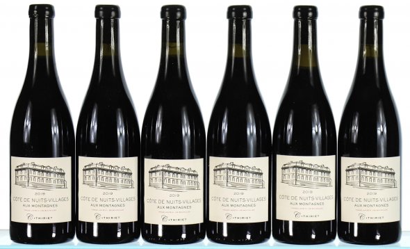 C. Thiriet, Cote de Nuits-Villages, Aux Montagnes - In Bond