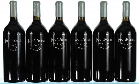 Two Worlds, Two Hands & Egelhoff (Magnums) - In Bond