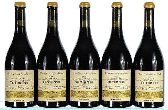 The Third Twin, Nuestra Senora del Tercer Gemelo, California